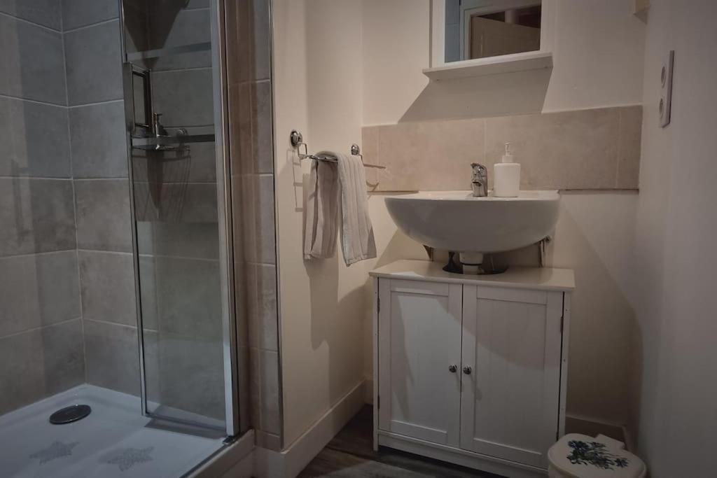 Grand Gite - Le Saint-Chrirtophe Châteauroux エクステリア 写真